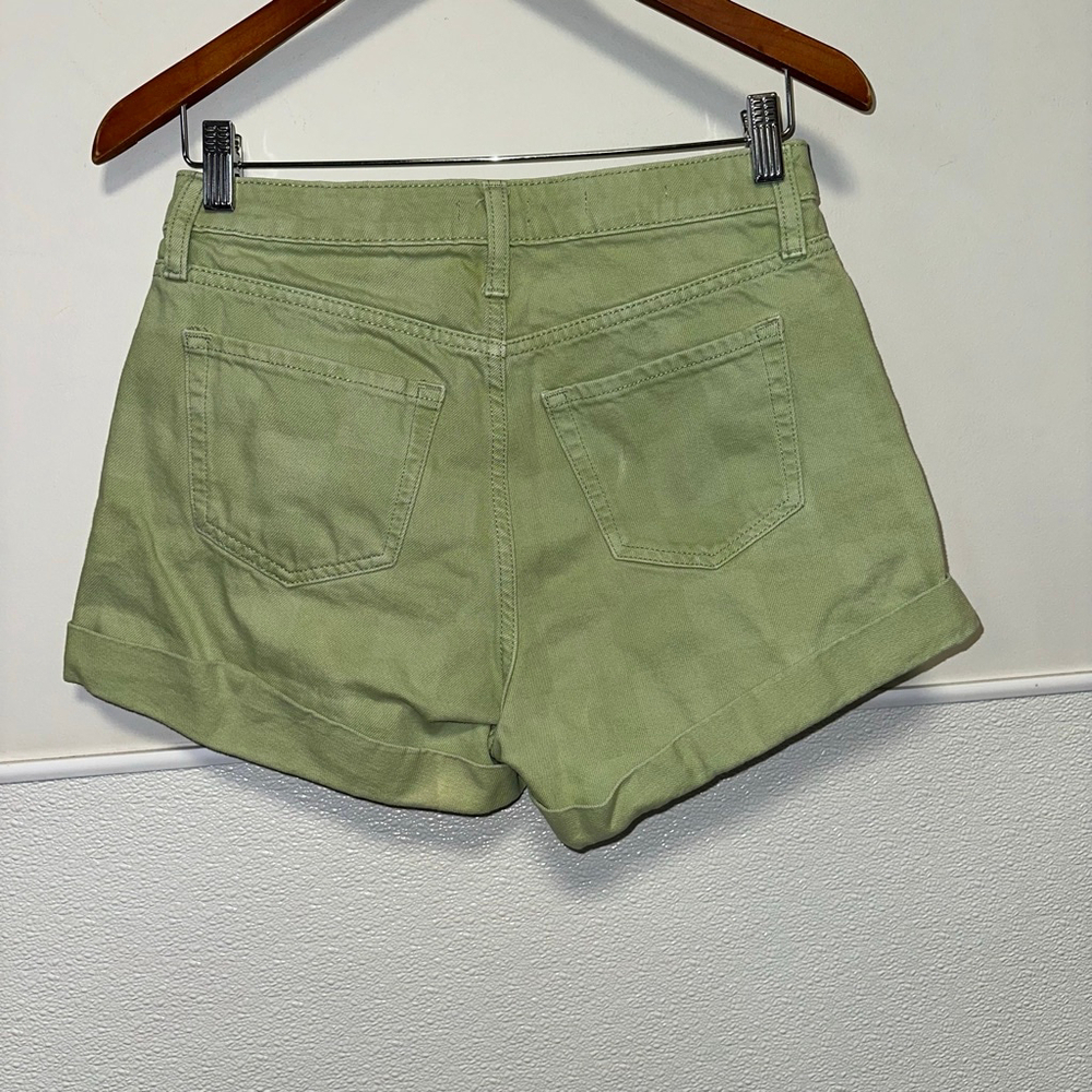 Women's Wild Fable Green High Rise Mom Denim Shorts Size 4 / 27 R - Picture 9 of 12